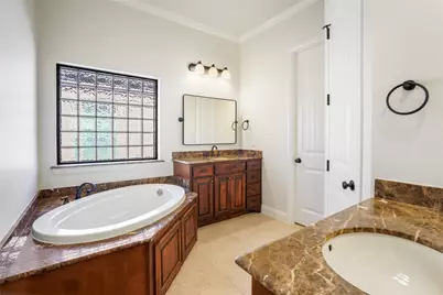 5919 Dry Creek Lane, Arlington, TX 76017 - Photo 19