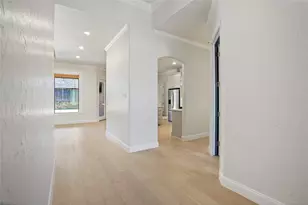 5919 Dry Creek Ln, Arlington, TX 76017 - Photo 7