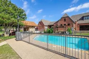 5919 Dry Creek Ln, Arlington, TX 76017 - Photo 35