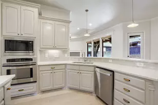 5919 Dry Creek Ln, Arlington, TX 76017 - Photo 15