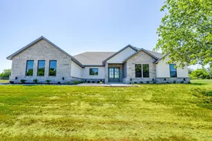 5524 Sledge Loop, Fort Worth, TX 76126 - Photo 3
