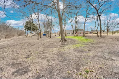 211 Walker Court N, Waxahachie, TX 75167 - Photo 3