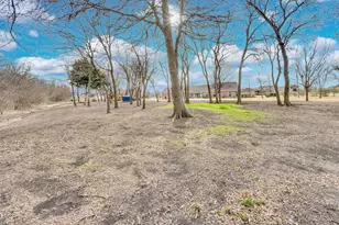 211 Walker Ct N, Waxahachie, TX 75167 - Photo 3