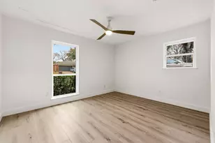 1812 Park Hill Dr, Arlington, TX 76012 - Photo 19