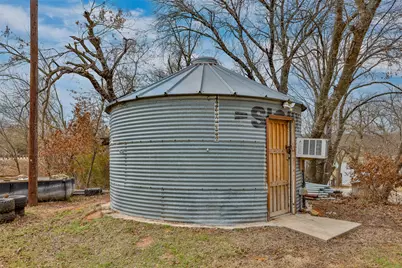 9120 Fm 1201, Gainesville, TX 76240 - Photo 9