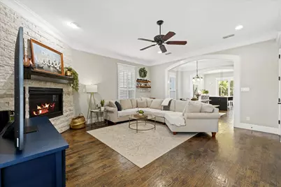 840 Edgefield Road, Fort Worth, TX 76107 - Photo 9