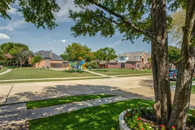 1717 Angel Falls Drive, Frisco, TX 75036 - Photo 23