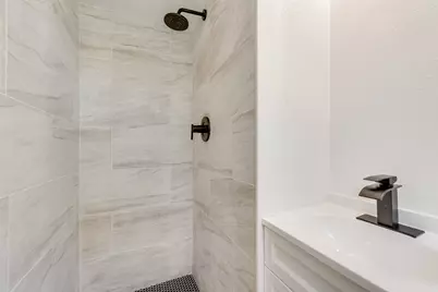 310 Old Mill Lane, Dallas, TX 75217 - Photo 21