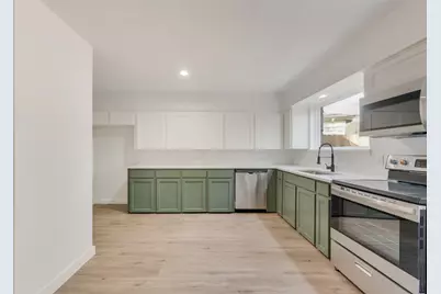 310 Old Mill Lane, Dallas, TX 75217 - Photo 11