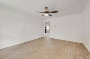 310 Old Mill Ln, Dallas, TX 75217 - Photo 13