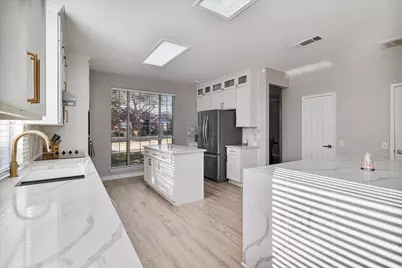 1318 Pinehurst Drive, Lewisville, TX 75077 - Photo 3