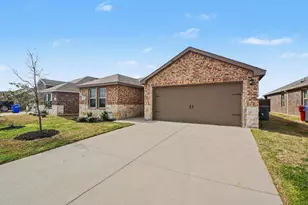 505 Banner Ave, Fate, TX 75189 - Photo 3