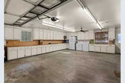 140 Eastwood Drive, Milam, TX 75959 - Photo 21