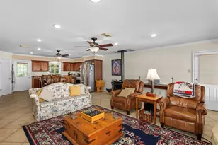 140 Eastwood Dr, Milam, TX 75959 - Photo 5