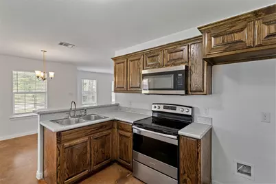 804 E 5th Street, Bonham, TX 75418 - Photo 3