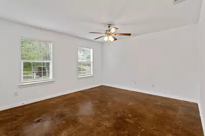 804 E 5th Street, Bonham, TX 75418 - Photo 7