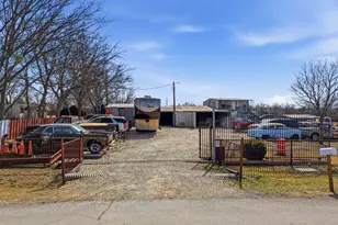 6338 N Bob White Way, Sanger, TX 76266 - Photo 3