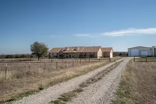 19754 Co Rd 818, Farmersville, TX 75442 - Photo 3