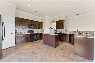 8400 Sioux Trail, Aubrey, TX 76227 - Photo 19