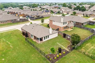 8400 Sioux Trail, Aubrey, TX 76227 - Photo 33