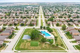 8400 Sioux Trail, Aubrey, TX 76227 - Photo 31