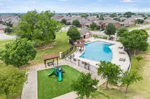 8400 Sioux Trail, Aubrey, TX 76227 - Photo 31