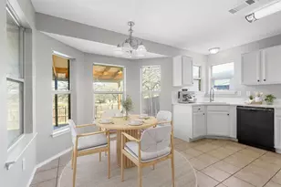 1610 Merritt Dr, Mansfield, TX 76063 - Photo 11