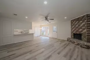 7628 Craig St, Fort Worth, TX 76112 - Photo 9