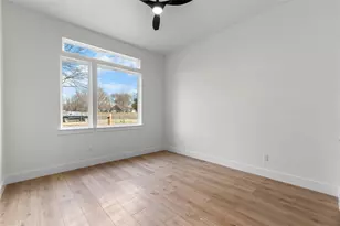 8910 Wadlington Ave, Dallas, TX 75217 - Photo 21