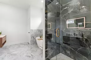 8910 Wadlington Ave, Dallas, TX 75217 - Photo 17