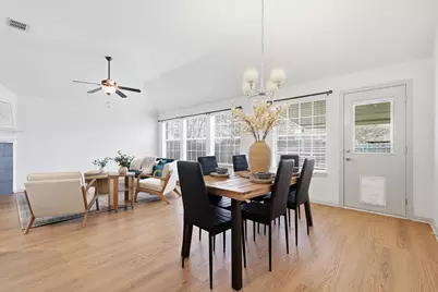 1233 Valley Oaks Drive, Lewisville, TX 75067 - Photo 15