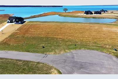 435 Sailview Court, Honey Grove, TX 75446 - Photo 3