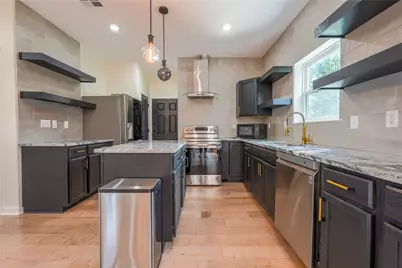 1904 N 17th, Waco, TX 76707 - Photo 7