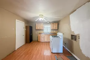 1213 W Morgan St, Denison, TX 75020 - Photo 7