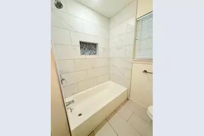 5469 Wayside Avenue, Fort Worth, TX 76134 - Photo 13