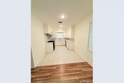 5469 Wayside Avenue, Fort Worth, TX 76134 - Photo 7