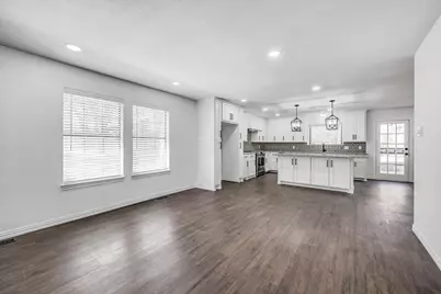 200 Eagle Court, Bedford, TX 76021 - Photo 19