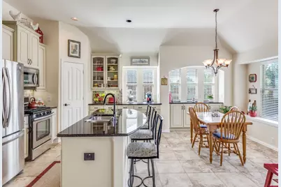 504 Glen Cove Court, Mansfield, TX 76063 - Photo 7