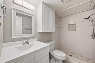 1471 Meadowood Village Dr, Fort Worth, TX 76120 - Photo 9