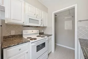 1471 Meadowood Village Dr, Fort Worth, TX 76120 - Photo 7