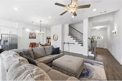 107 Harwood Drive, Lewisville, TX 75067 - Photo 5