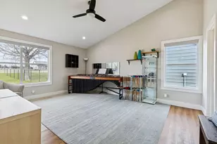 5742 4 Seasons Ln, McKinney, TX 75071 - Photo 13