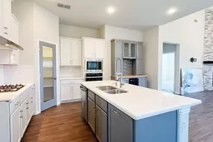 816 Brenham Ave, Celina, TX 75009 - Photo 11