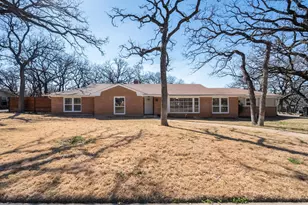 5786 Blue Ridge Dr, Fort Worth, TX 76112 - Photo 1