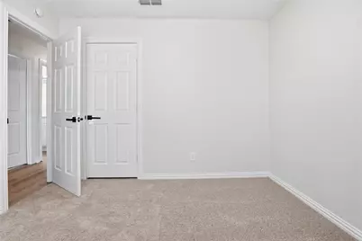 734 Pangburn Street, Grand Prairie, TX 75051 - Photo 13