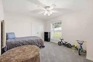 11303 Southwind Pl, Krum, TX 76249 - Photo 15
