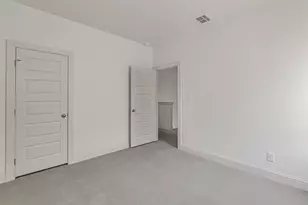 3157 N Glen Garden Dr, Forest Hill, TX 76119 - Photo 25