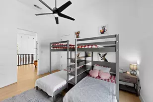 3946 N Cresthaven Rd, Dallas, TX 75209 - Photo 23