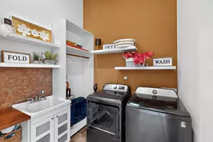 3946 N Cresthaven Rd, Dallas, TX 75209 - Photo 33