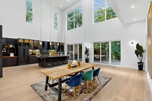 3946 N Cresthaven Rd, Dallas, TX 75209 - Photo 11